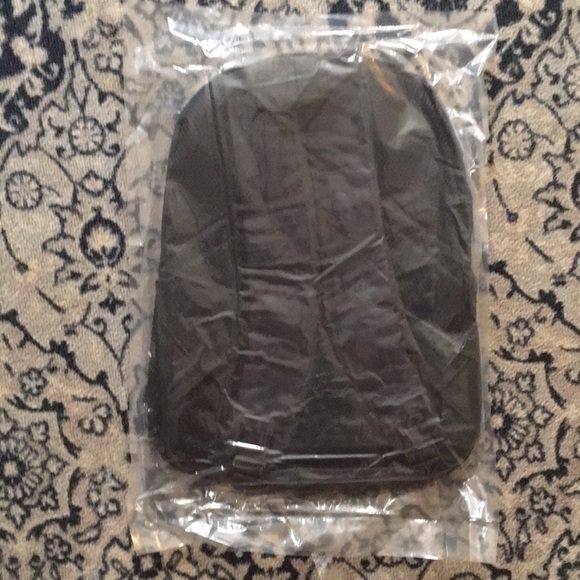 Book bag ( sealed back pack ) - Picture 2 of 2